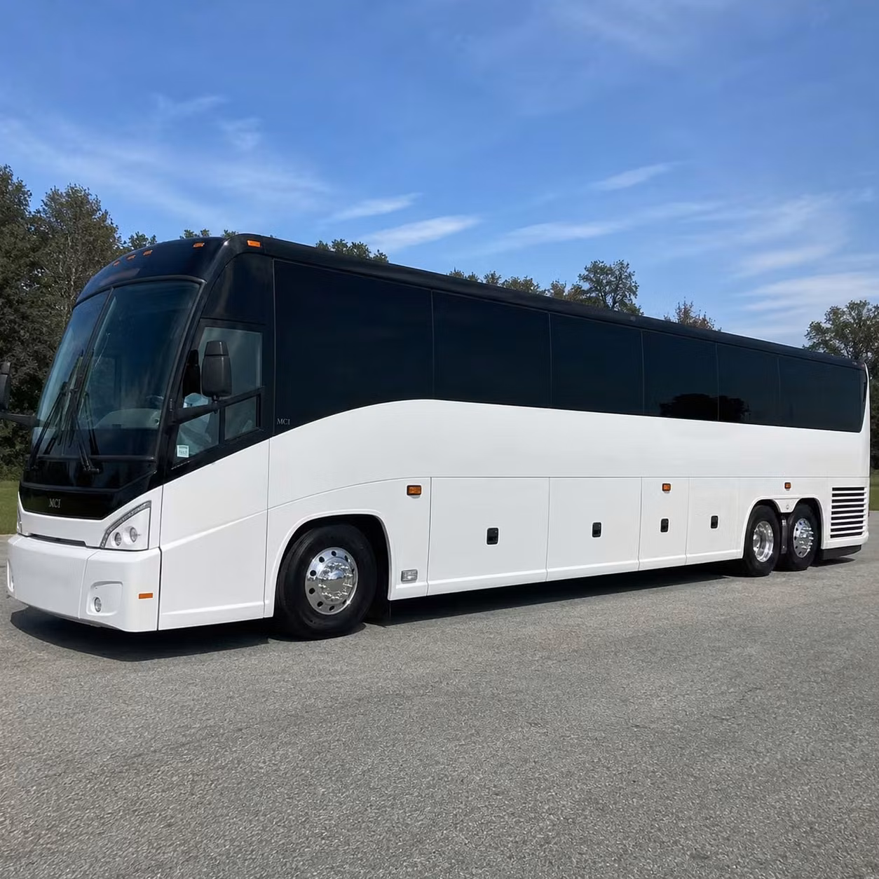 bus rental options for warren trips
