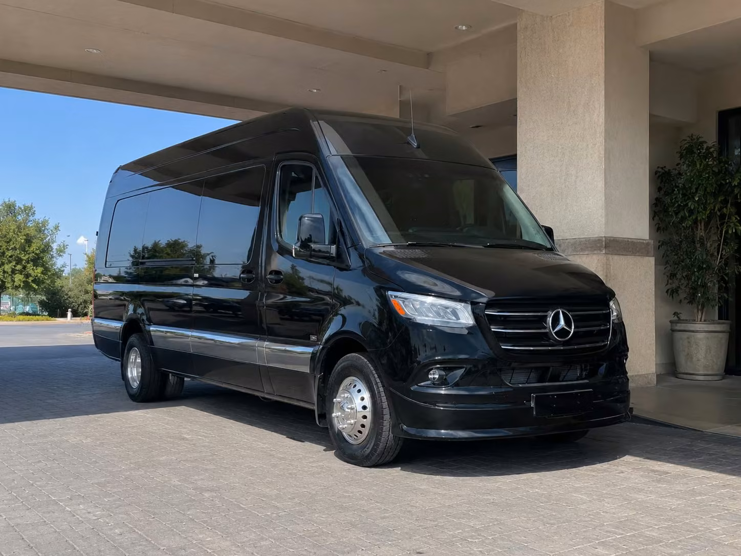 corporate transportation services in warren
