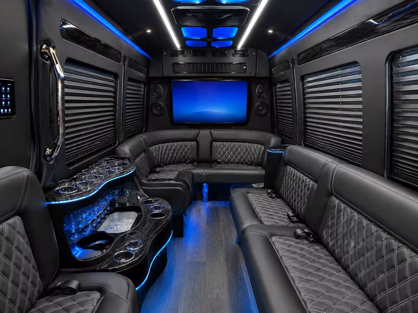 finding the right bus for warren wedding receptions at banquet halls and event centers