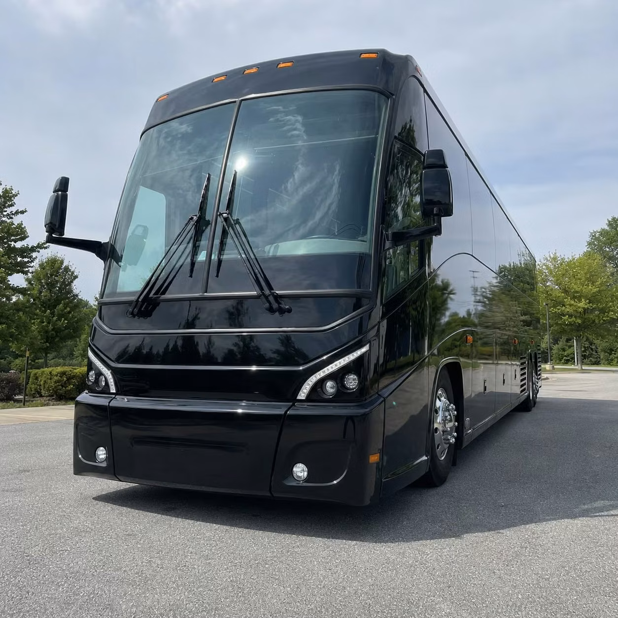 remote parking lot shuttles for large warren facilities