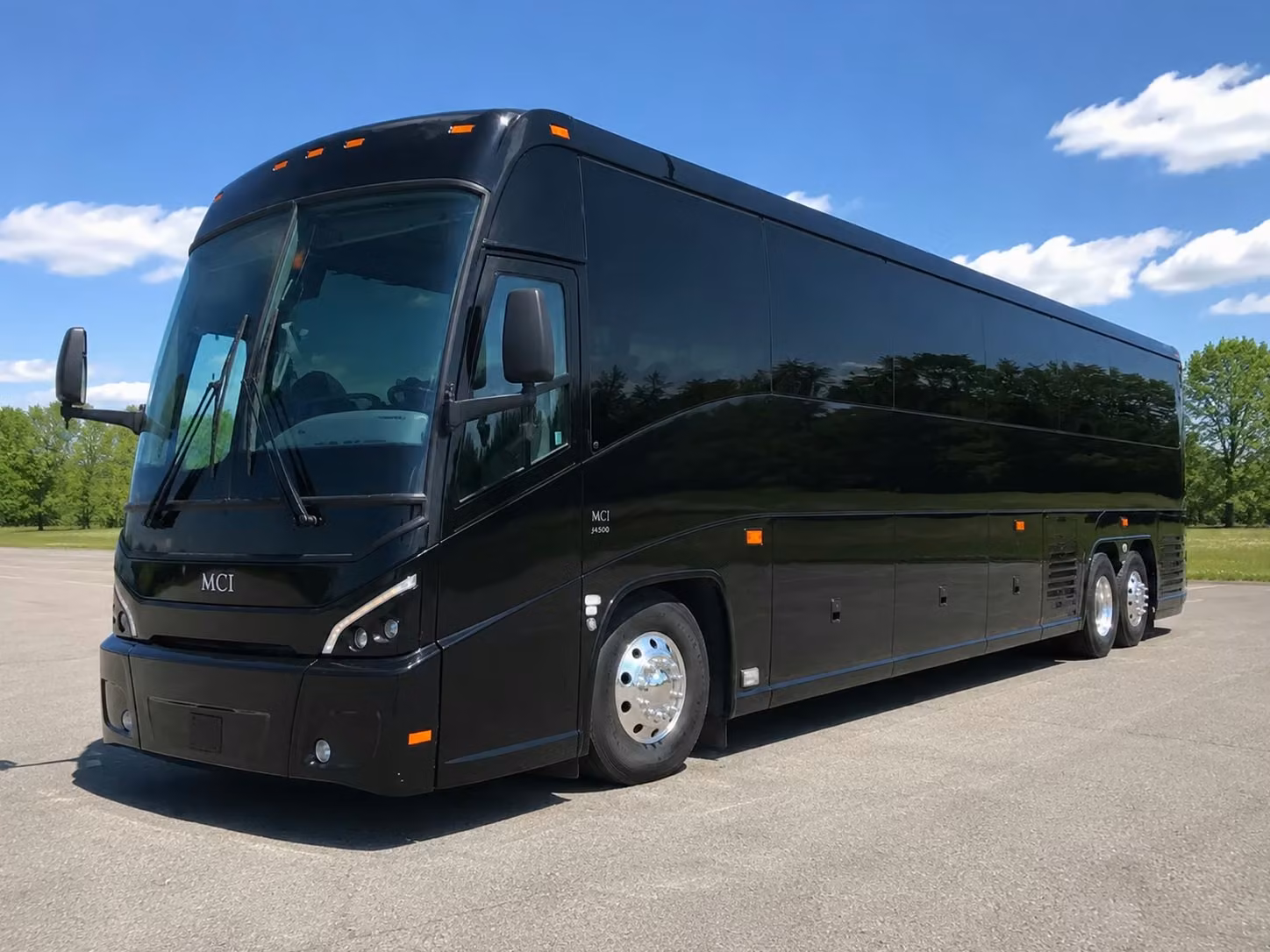 warren employee shuttle services that keep your team moving every day